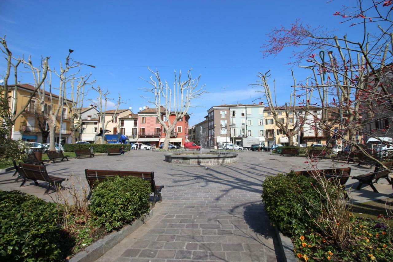 La Mansarda Di Juliette Daire Desenzano del Garda Dış mekan fotoğraf